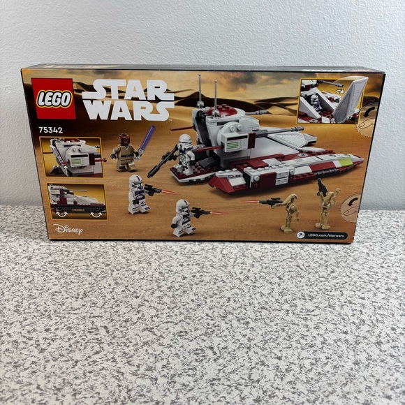 LEGO Star Wars: Republic Fighter Tank 75342 Retired Set Kit Brand New & … - Picture 2 of 2